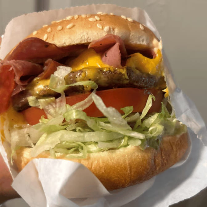 Royal Pastrami Burger.